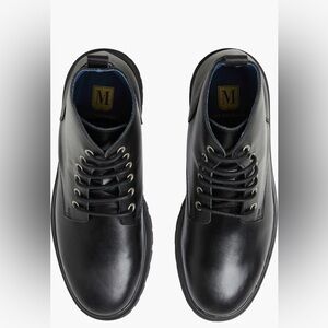 Bruno Magli
Joca Lug Sole Boot (Men) size 11
NWOB